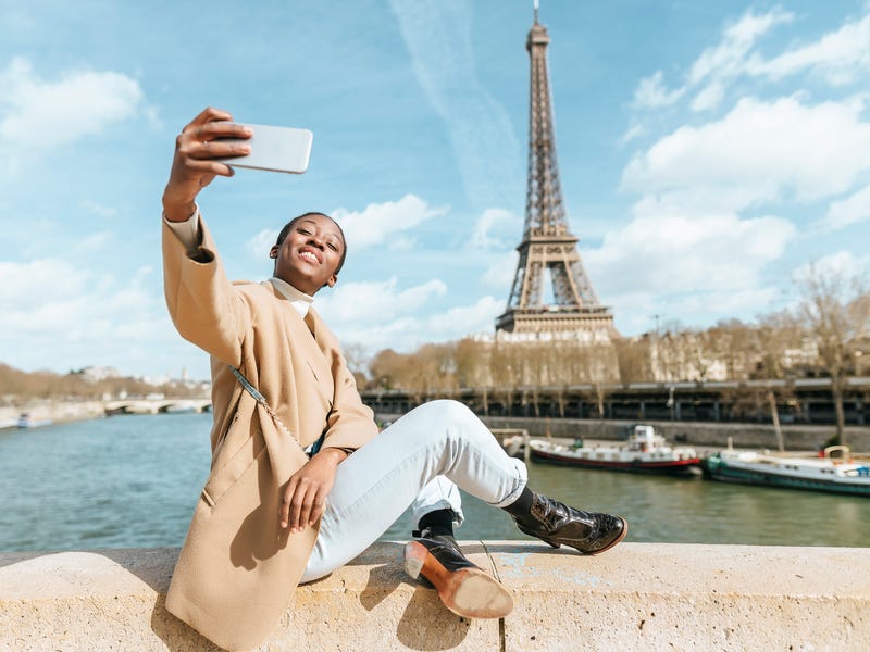 Does Social  Media Run our Lives?